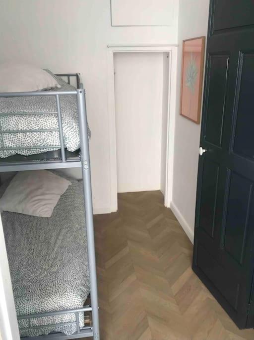 Grand Appartement En Maison De Ville Valréas Buitenkant foto