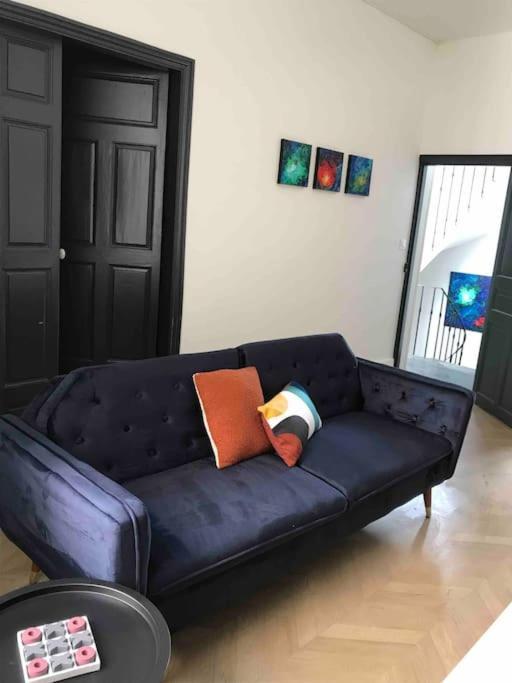 Grand Appartement En Maison De Ville Valréas Buitenkant foto