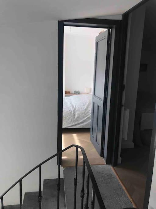 Grand Appartement En Maison De Ville Valréas Buitenkant foto