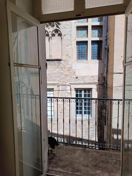Grand Appartement En Maison De Ville Valréas Buitenkant foto