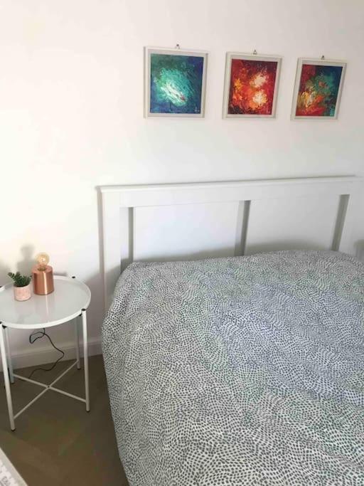 Grand Appartement En Maison De Ville Valréas Buitenkant foto